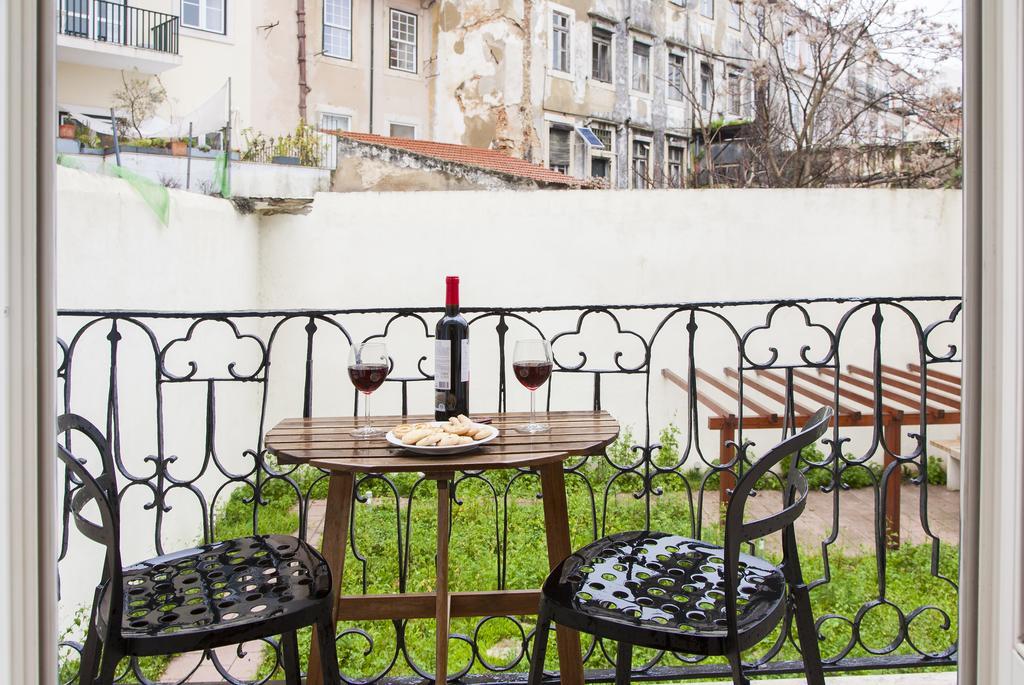 Joivy Downtown Blue Apartments Lisbon Ruang foto