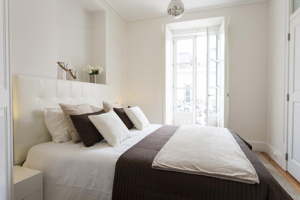 Joivy Downtown Blue Apartments Lisbon Bagian luar foto